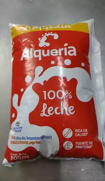LECHE LIQUIDA SEMIDESCREMADA ALQUERIA* 800ML